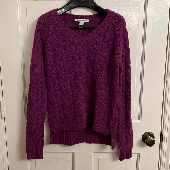 Autumn Cashmere V-Neck Knit size Medium - Picture 1 of 9